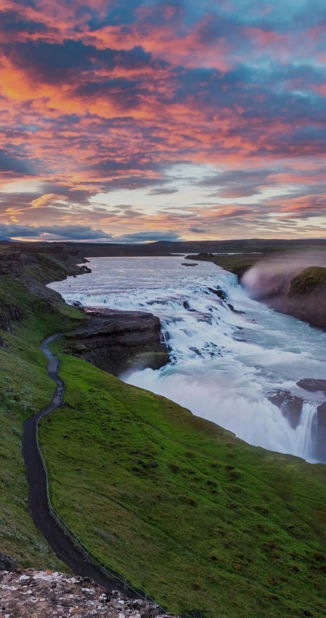 Red Riding Hood Cabin On The Golden Circle Next To Kerith Selfoss Bagian luar foto
